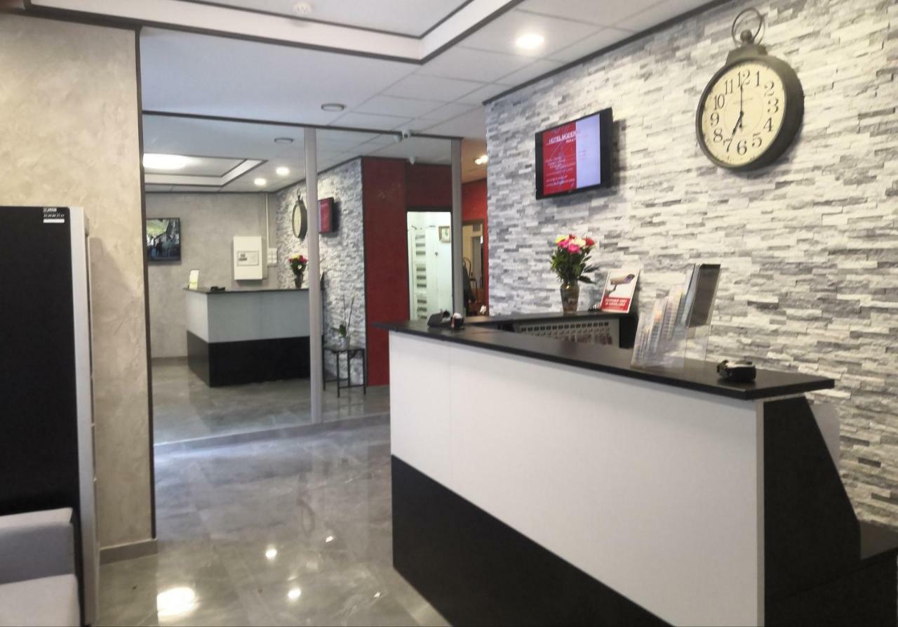 Hotel Moderne 생드니 외부 사진